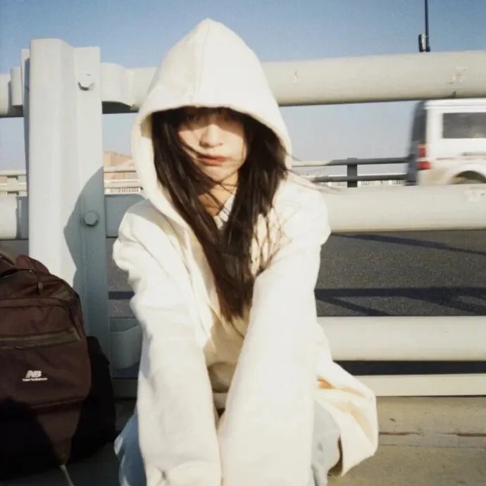 冰山下的守望者